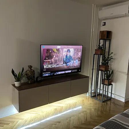 Cozy - Free Parking, Wifi & King-size Bed - Liman Iv Lägenhet *