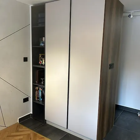 Apartment Cozy - Free Parking, Wifi & King-size Bed - Liman Iv *