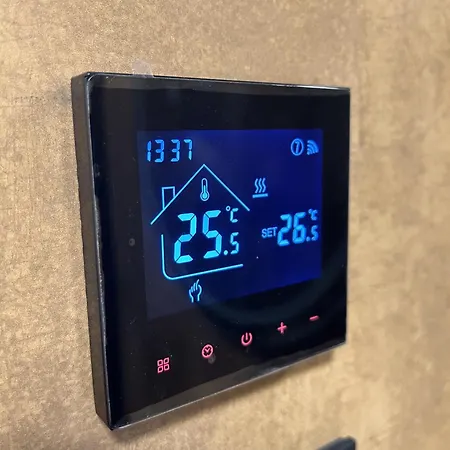 Cozy - Free Parking, Wifi & King-size Bed - Liman Iv Apartment Novi Sad