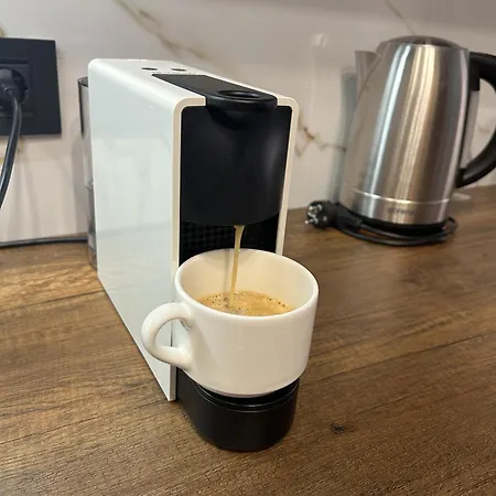 Cozy - Free Parking, Wifi & King-size Bed - Liman Iv * Novi Sad